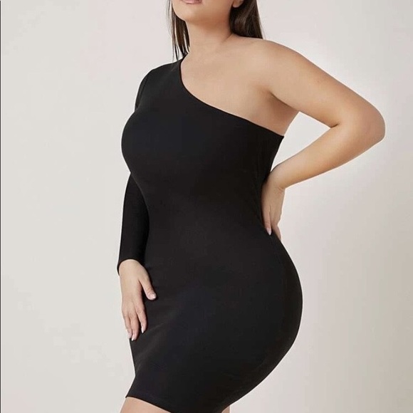 “CHECK IT” ONE SHOULDER DRESS - Picture 3 of 4